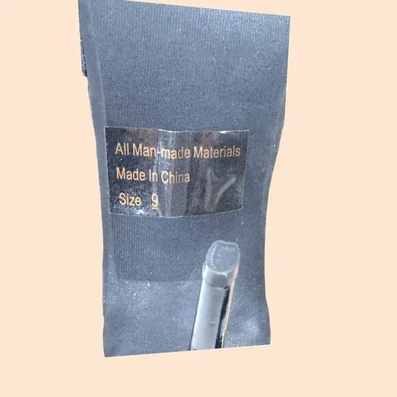 Wild Diva Lounge 64 Sexy Stud Patent Leather Stiletto Black Beige Heels Size 9 - Picture 5 of 16